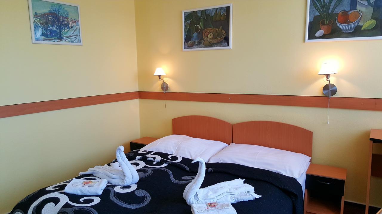 Hotel Morava Uherské Hradiště 外观 照片